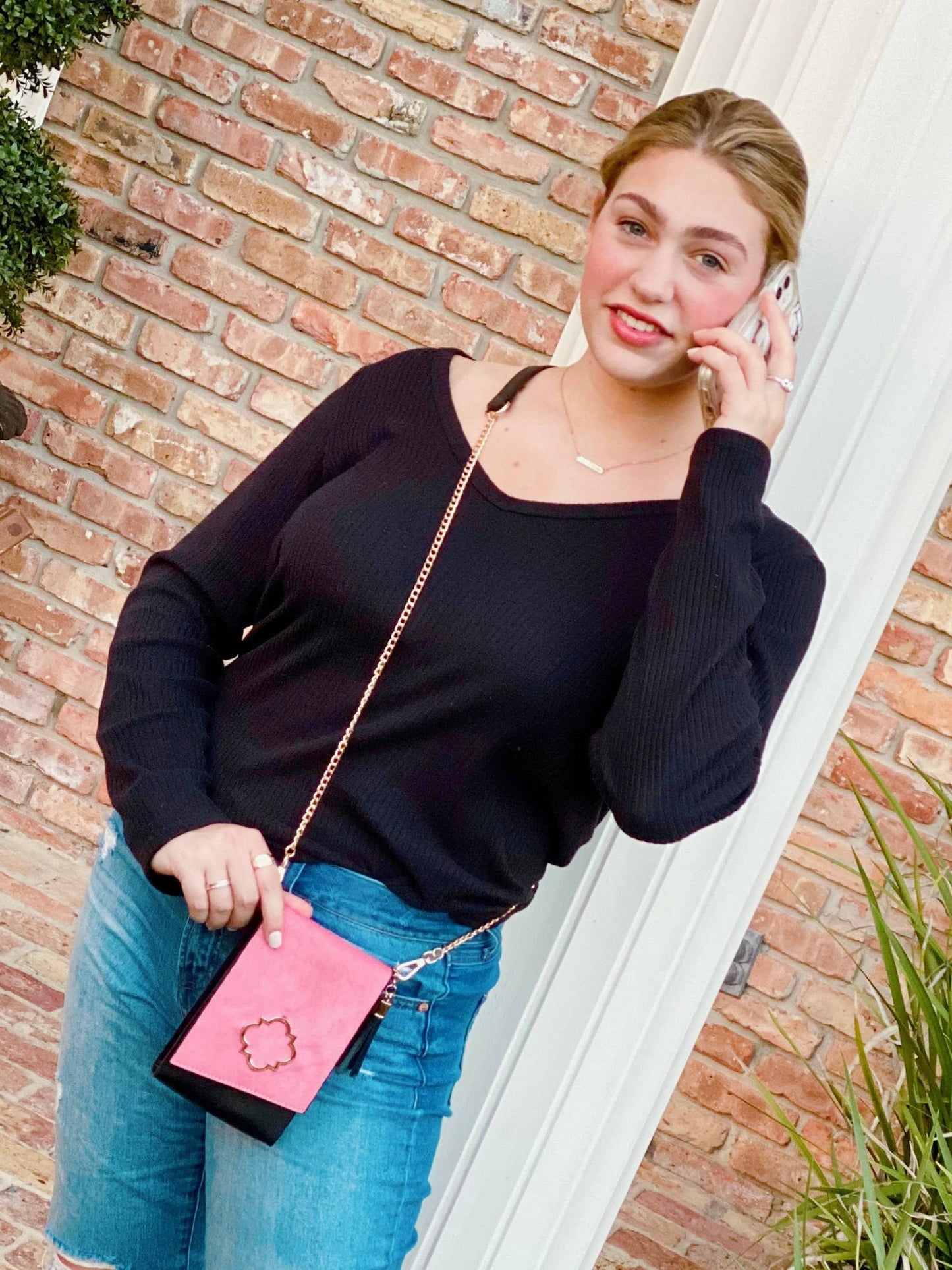 Go-Go Phone Crossbody in Pink/Black