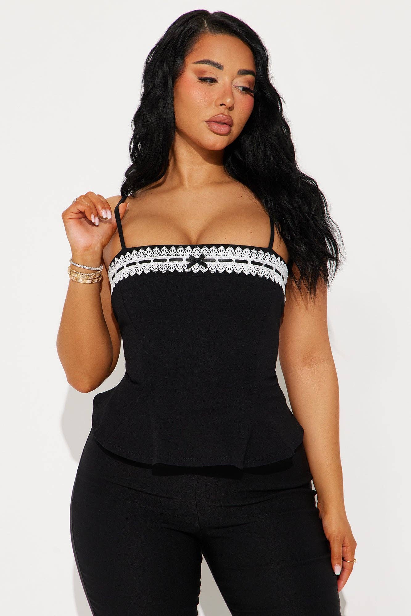 LACE TRIMMED PEPLUM TOP: Black / M